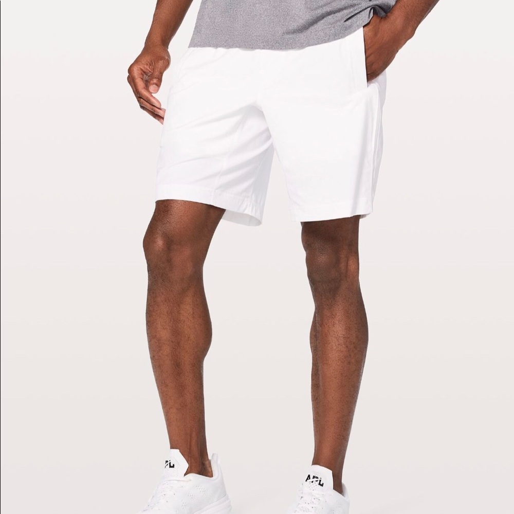 Lululemon Mens Pace Breaker 9’ Linerless